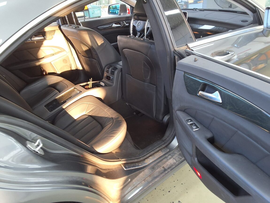 MERCEDES-BENZ CLS-CLASS (2ND GEN) CLS350 d 4MATIC 2016 - zdjęcie 13