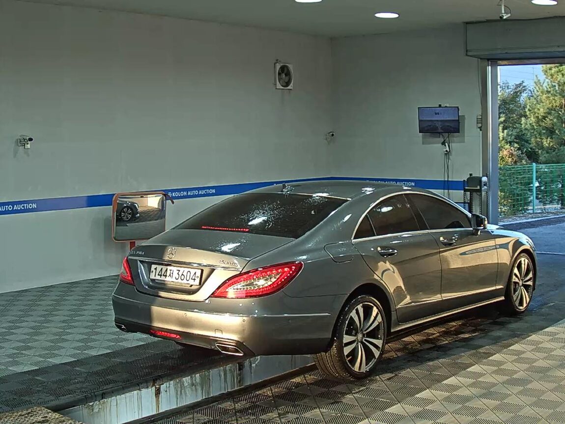MERCEDES-BENZ CLS-CLASS (2ND GEN) CLS350 d 4MATIC 2016 - zdjęcie 5