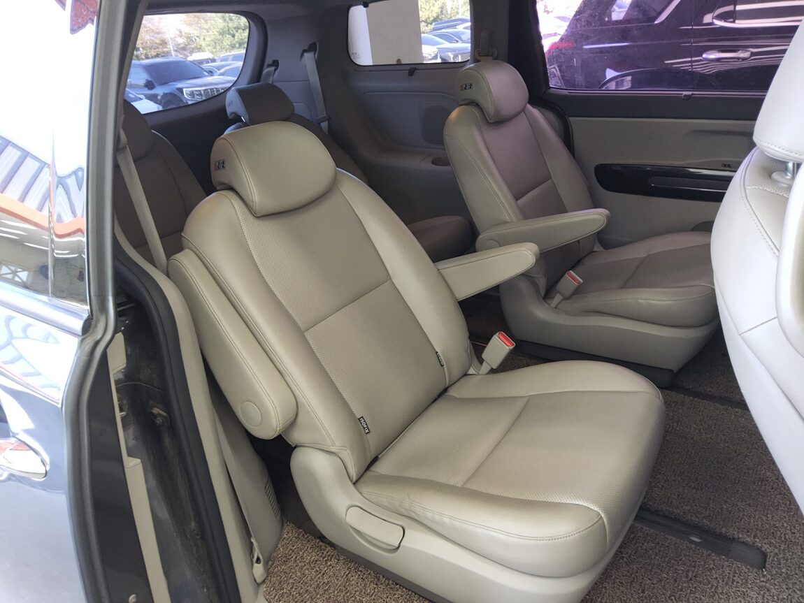 KIA ALL NEW CARNIVAL 9-SEATER DIESEL PRESTIGE 2017 - zdjęcie 13