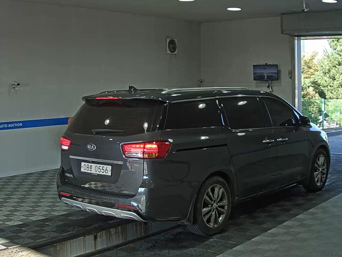 KIA ALL NEW CARNIVAL 9-SEATER DIESEL PRESTIGE 2017 - zdjęcie 5
