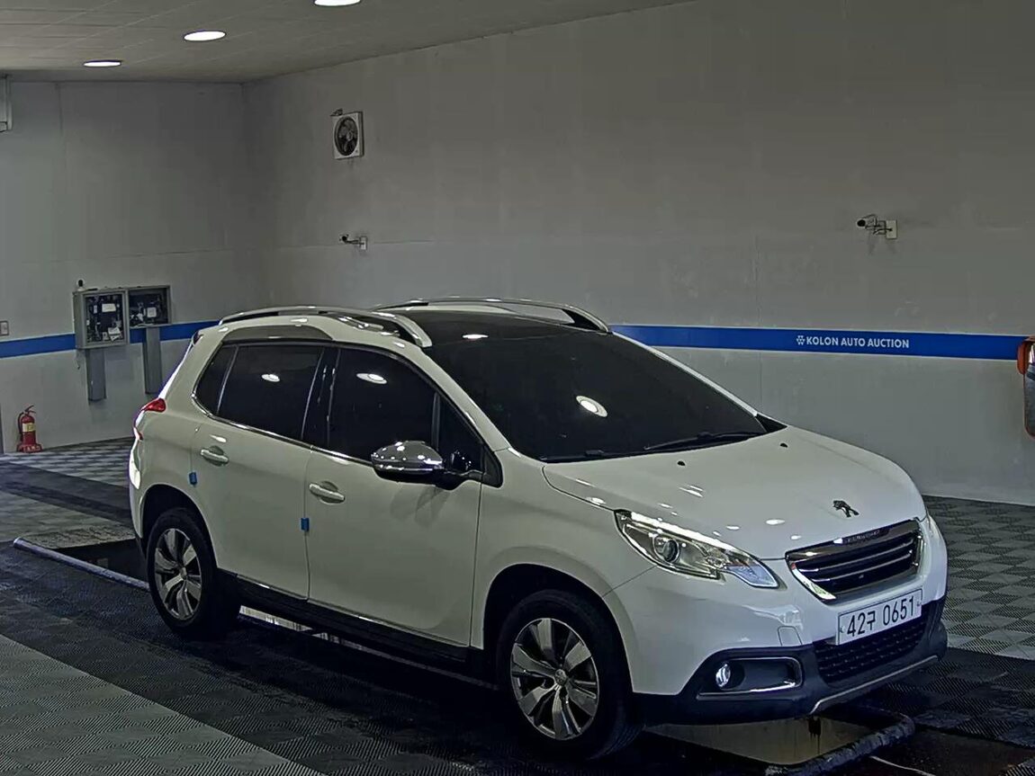 PEUGEOT 2008 1.6 BlueHDi FELINE 2016 - zdjęcie 3