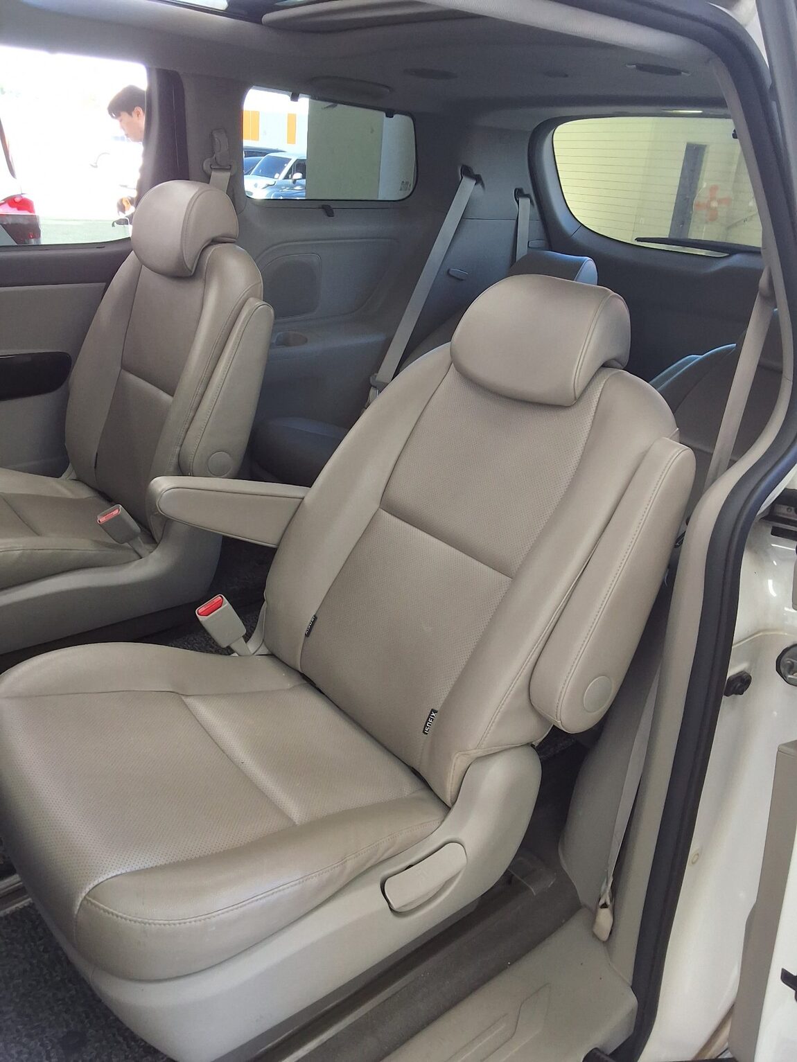 KIA ALL NEW CARNIVAL 9-SEATER DIESEL PRESTIGE 2017 - zdjęcie 12