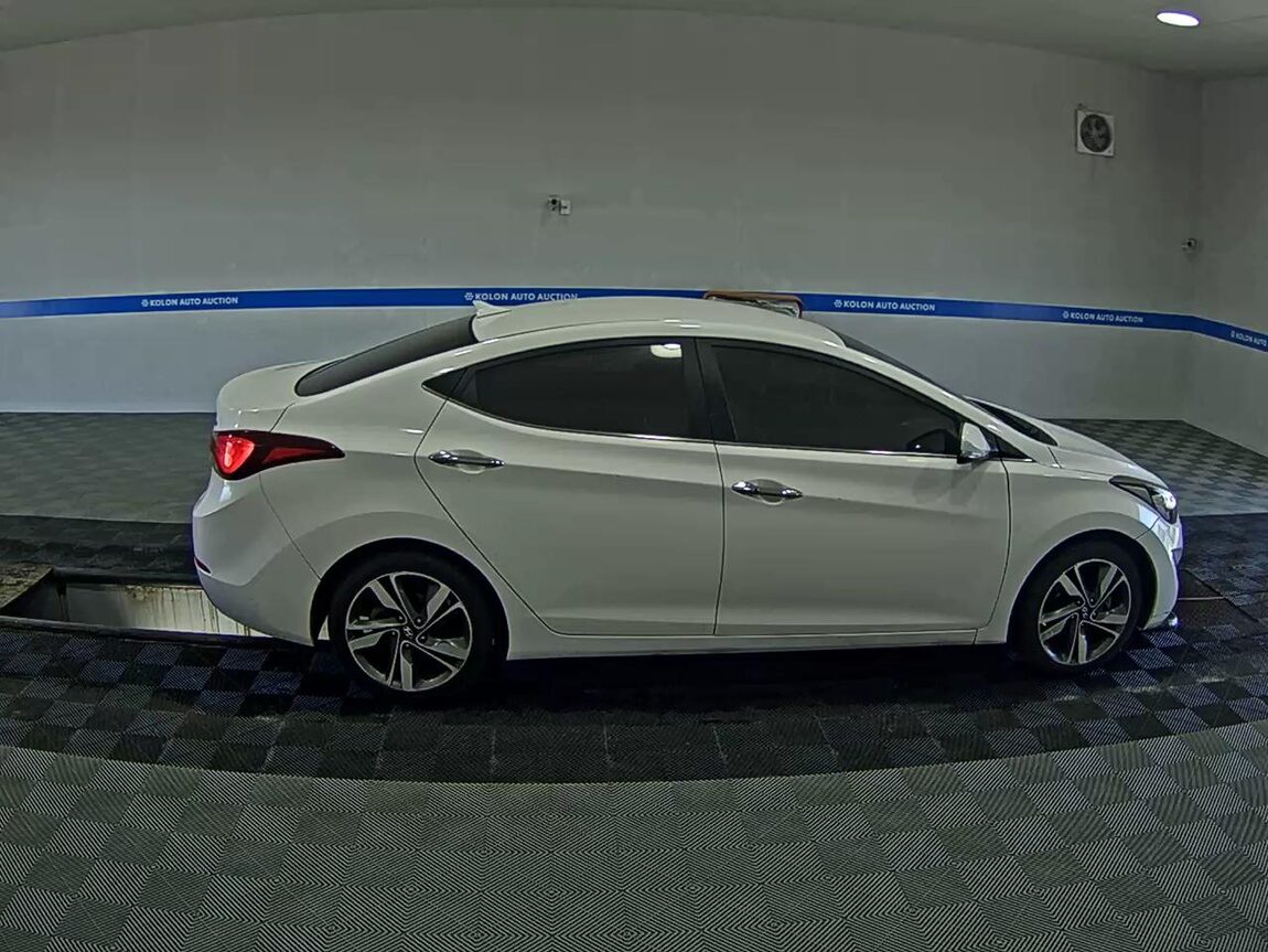 HYUNDAI THE NEW AVANTE MD 1.6 GDi MODERN 2016 - zdjęcie 4