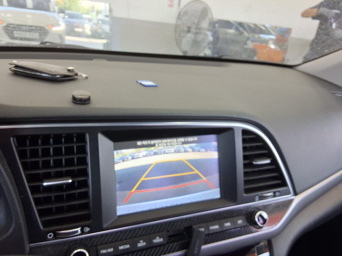 HYUNDAI AVANTE AD 1.6 GDi MODERN SPECIAL 2016 - zdjęcie 17