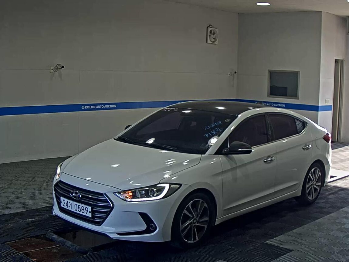 HYUNDAI AVANTE AD 1.6 GDi MODERN SPECIAL 2016 - zdjęcie 2