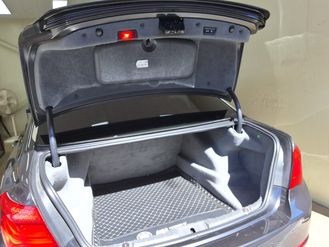 BMW 7 SERIES (5TH GEN) 740Li 2014 - zdjęcie 16