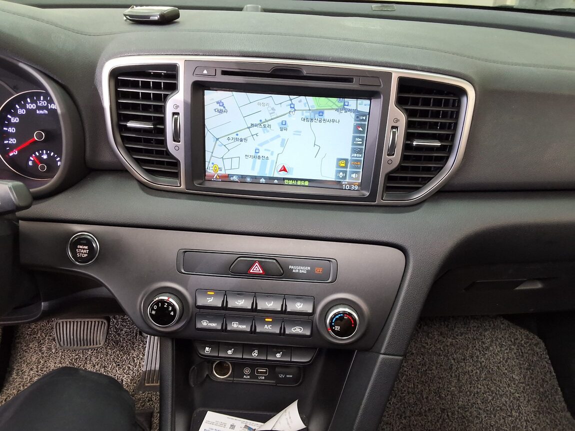 KIA NEW SPORTAGE 1.7 2WD NOBLESSE 2016 - zdjęcie 24
