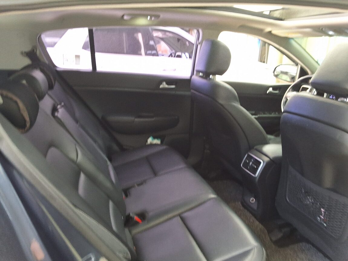 KIA NEW SPORTAGE 1.7 2WD NOBLESSE 2016 - zdjęcie 14
