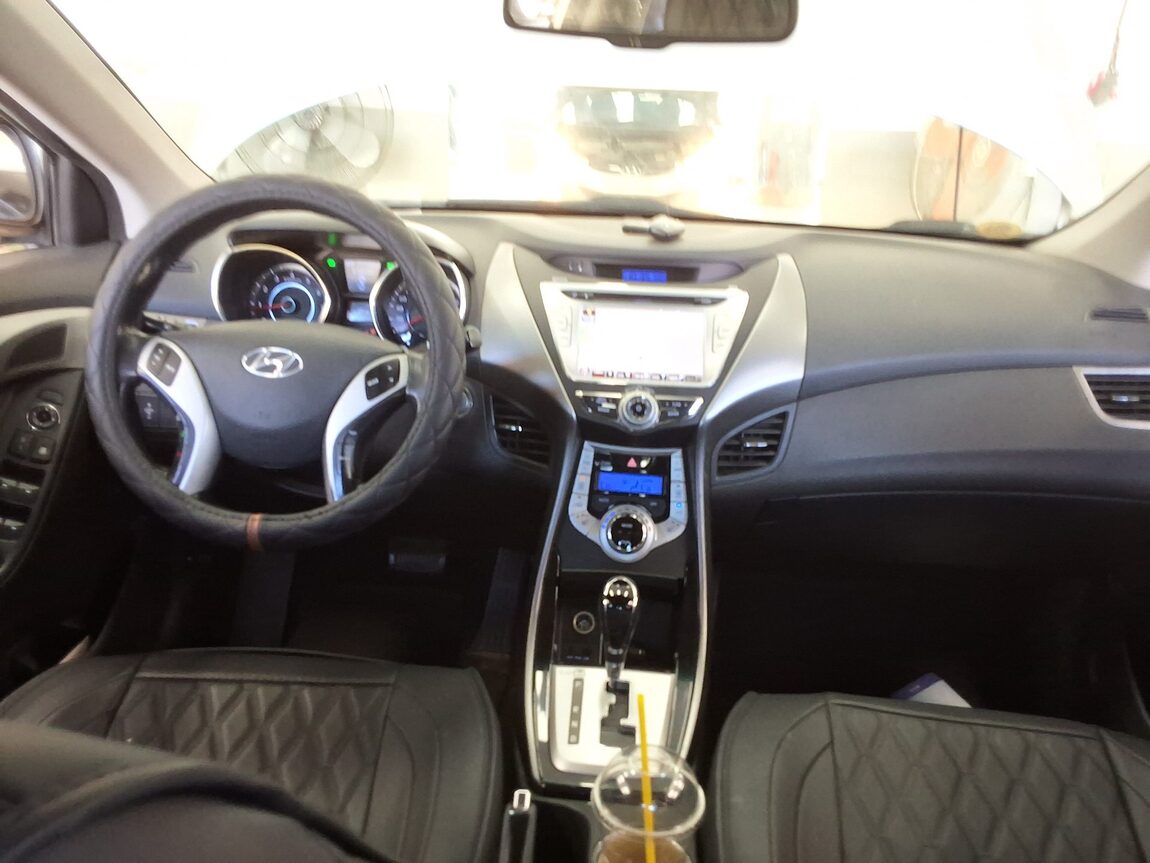 HYUNDAI AVANTE MD M16 GDi PREMIER 2011 - zdjęcie 11