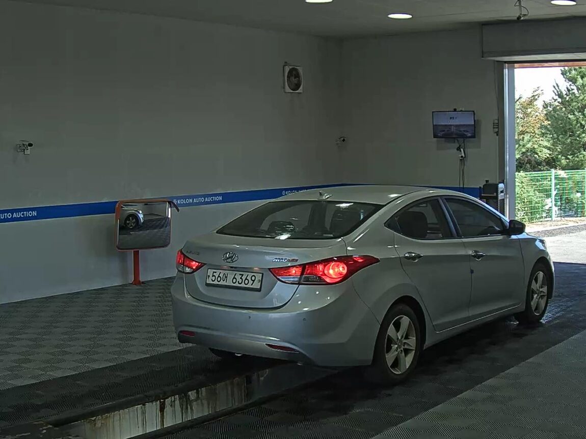 HYUNDAI AVANTE MD M16 GDi PREMIER 2011 - zdjęcie 5