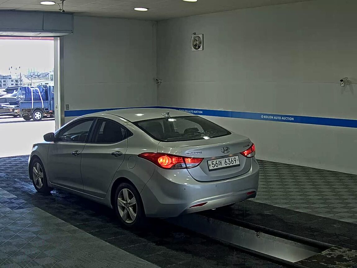 HYUNDAI AVANTE MD M16 GDi PREMIER 2011 - zdjęcie 6