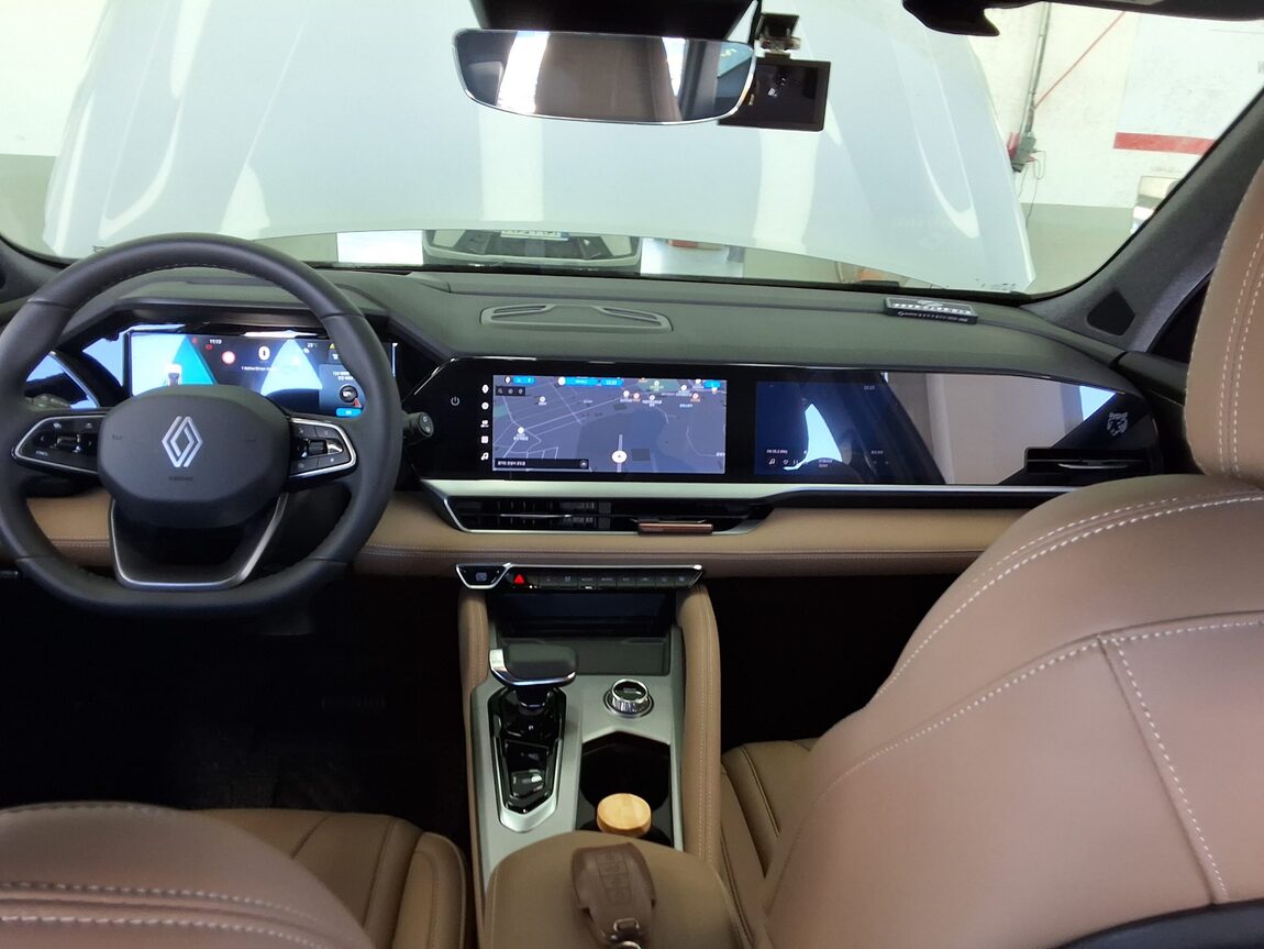 RENAULT (SAMSUNG) GRAND KOLEOS HYBRID 1.5 HEV ICONIC 2025 - zdjęcie 11