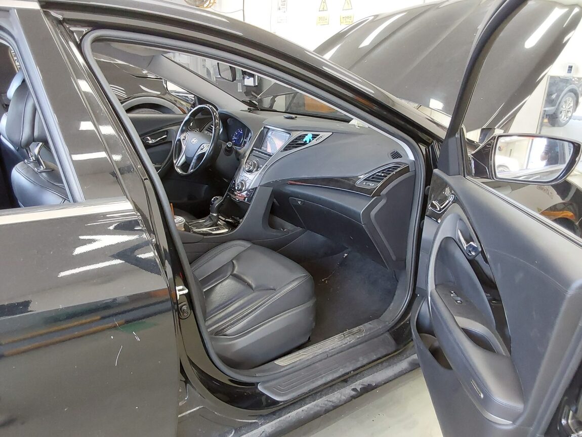HYUNDAI GRANDEUR HG HG 240 LUXURY 2012 - zdjęcie 14