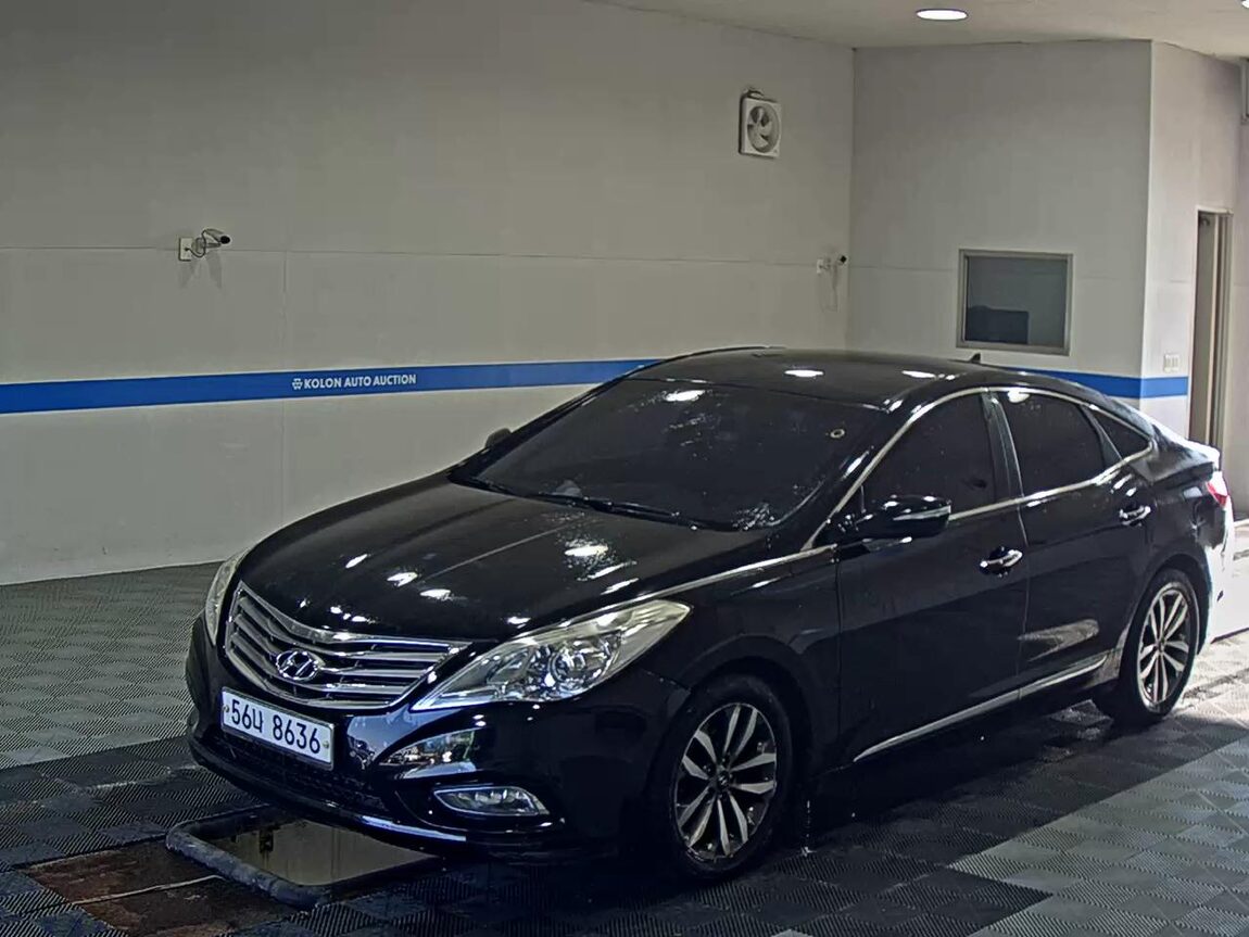 HYUNDAI GRANDEUR HG HG 240 LUXURY 2012 - zdjęcie 2