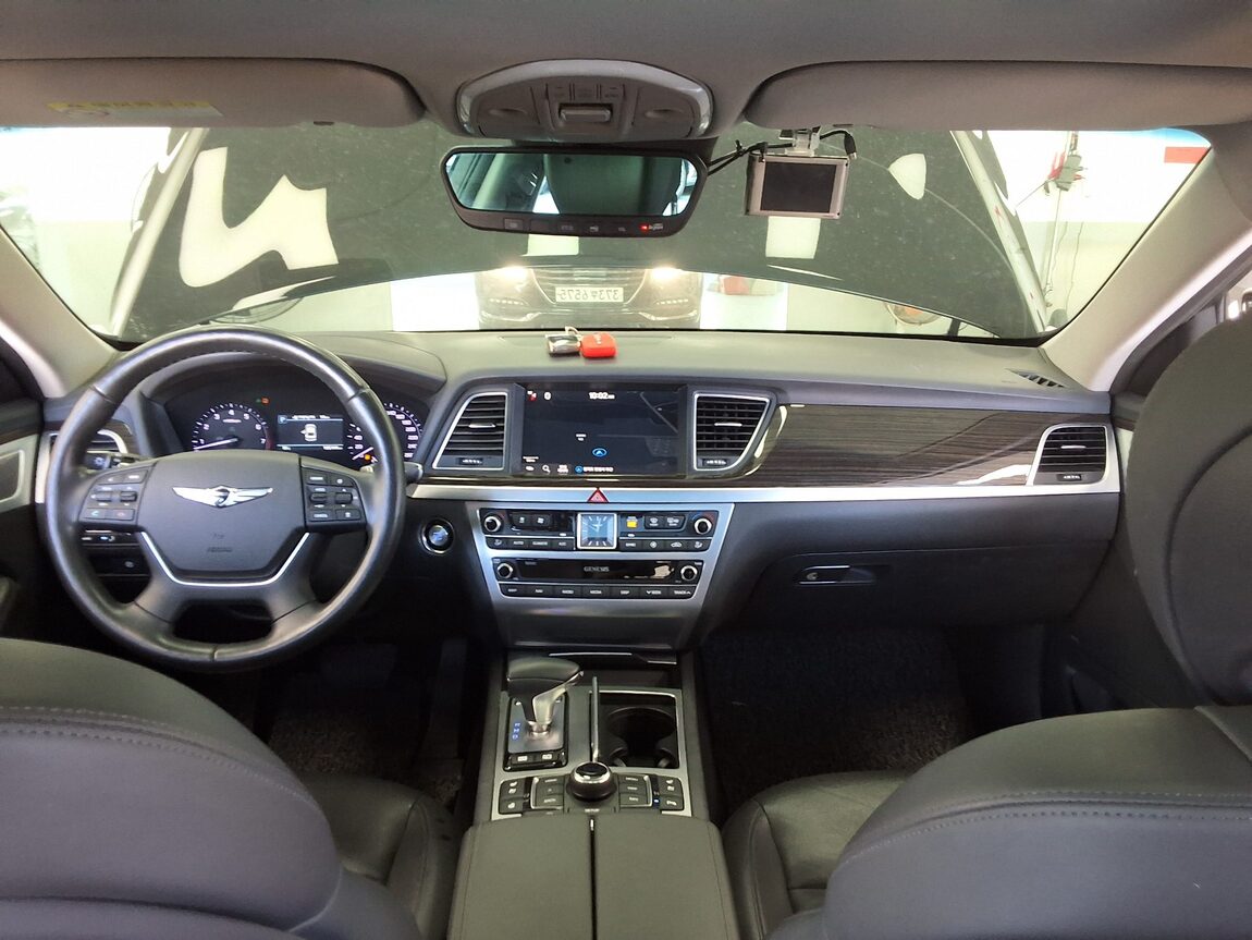 GENESIS G80 3.3 GDi PREMIUM LUXURY 2019 - zdjęcie 11