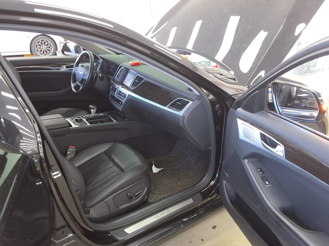 GENESIS G80 3.3 GDi PREMIUM LUXURY 2019 - zdjęcie 14