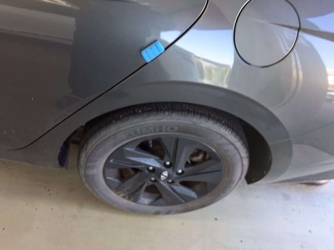 HYUNDAI AVANTE (CN7) 1.6 GASOLINE MODERN 2023 - zdjęcie 24