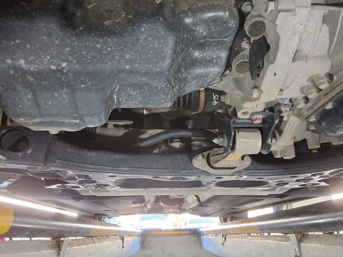 HYUNDAI AVANTE (CN7) 1.6 GASOLINE MODERN 2023 - zdjęcie 22