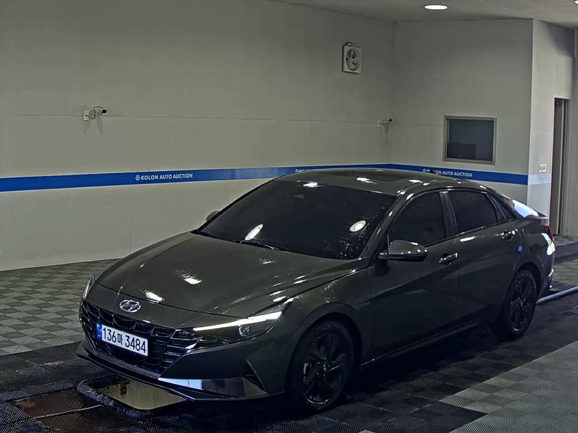 HYUNDAI AVANTE (CN7) 1.6 GASOLINE MODERN 2023 - zdjęcie 2