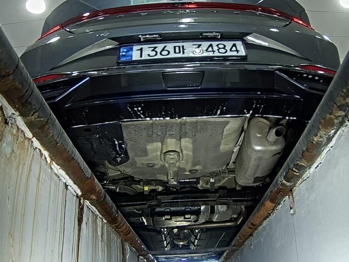 HYUNDAI AVANTE (CN7) 1.6 GASOLINE MODERN 2023 - zdjęcie 8