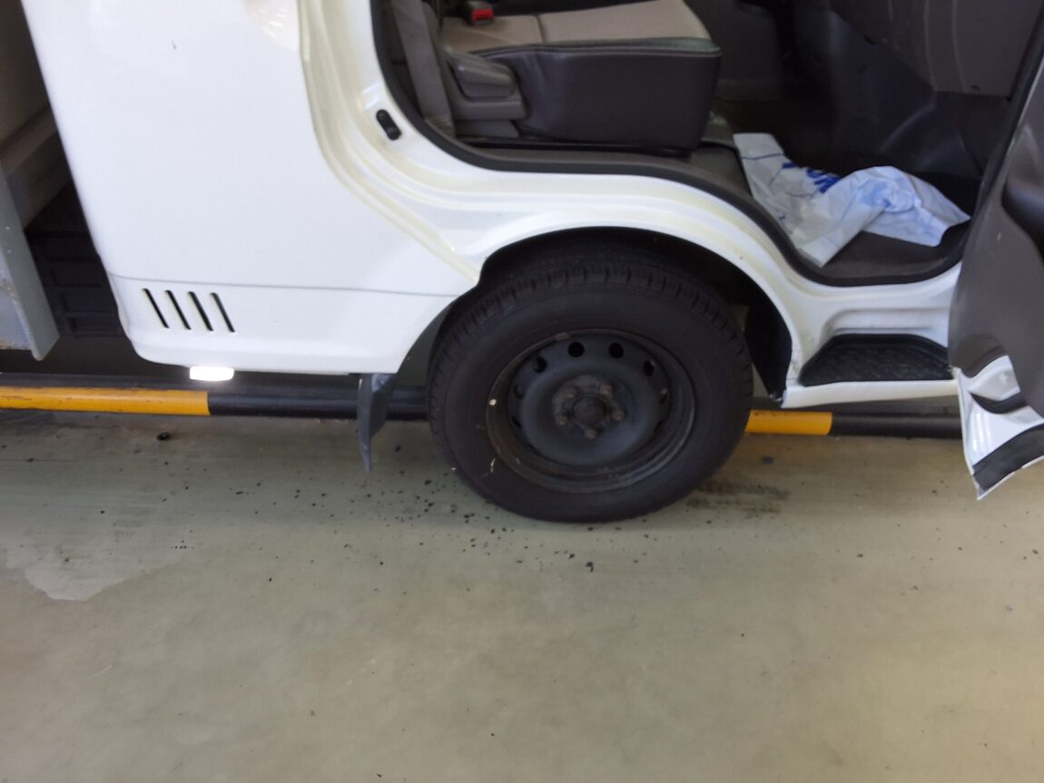 KOREA COMMERCIAL TRUCK BUILT-IN BOX TRUCK 1 TON 2019 - zdjęcie 21