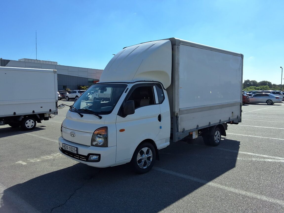 KOREA COMMERCIAL TRUCK BUILT-IN BOX TRUCK 1 TON 2019 - zdjęcie 2