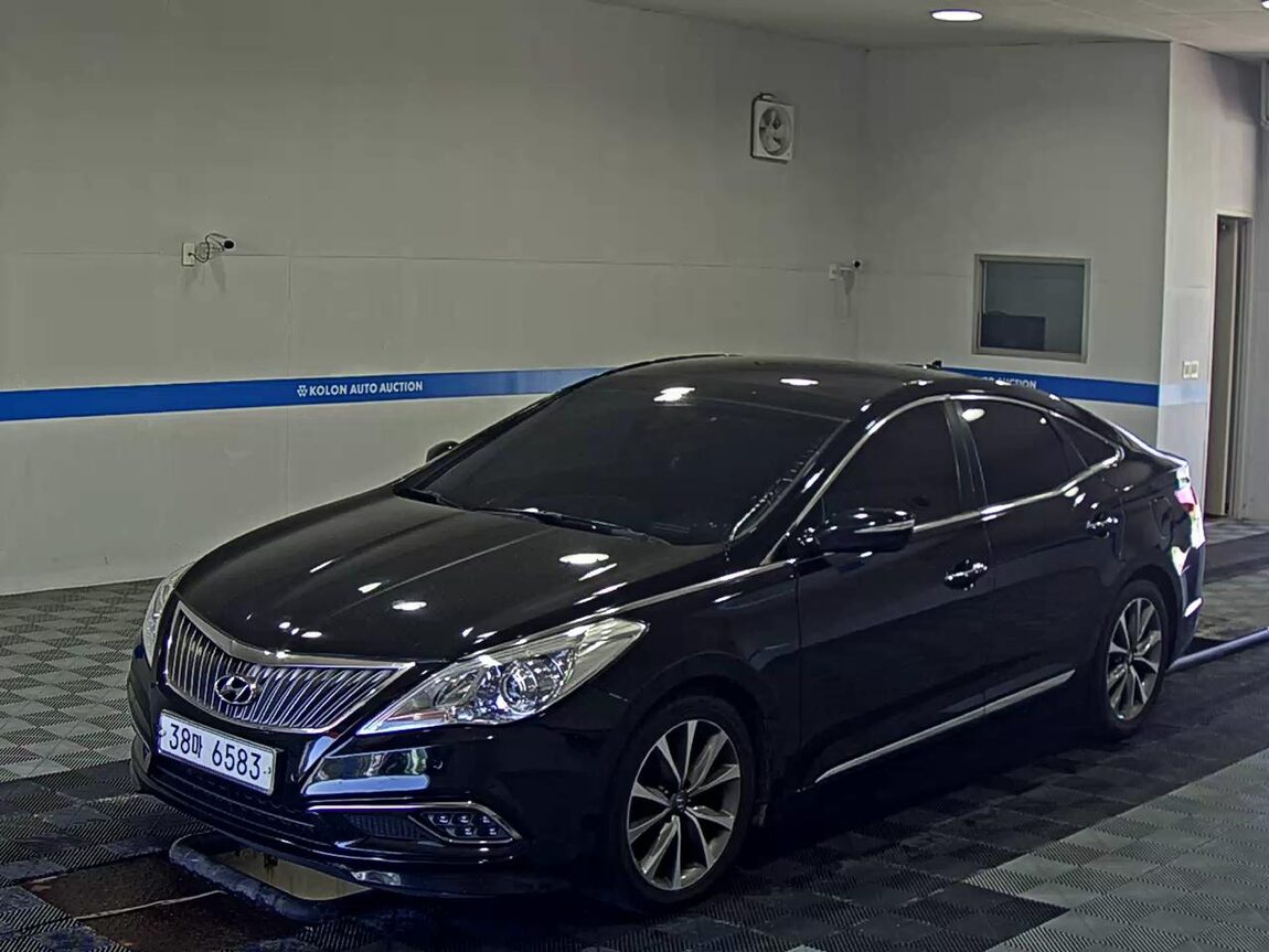 HYUNDAI GRANDEUR HG HG 300 PREMIUM 2016 - zdjęcie 2