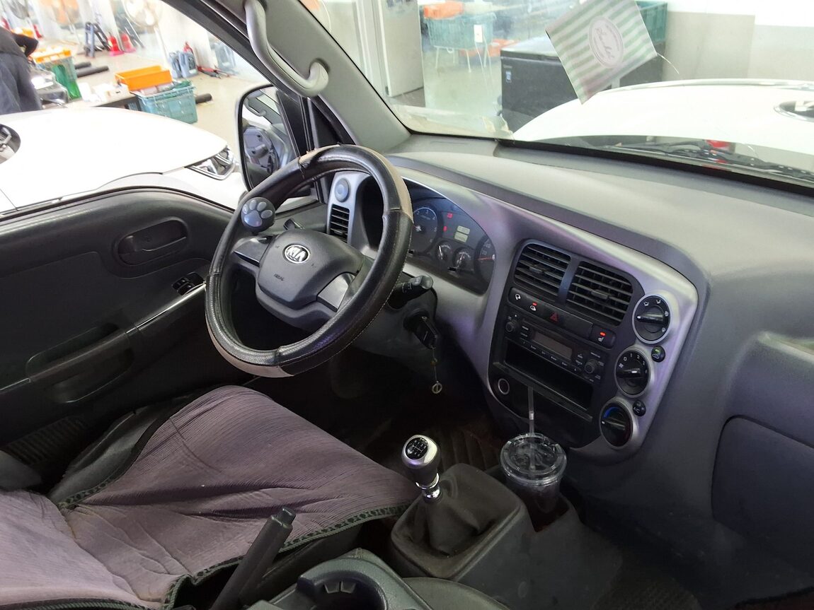KIA BONGO III CARGO CRDi KING CAB EXTRA LONG WHEELBASE 2014 - zdjęcie 11