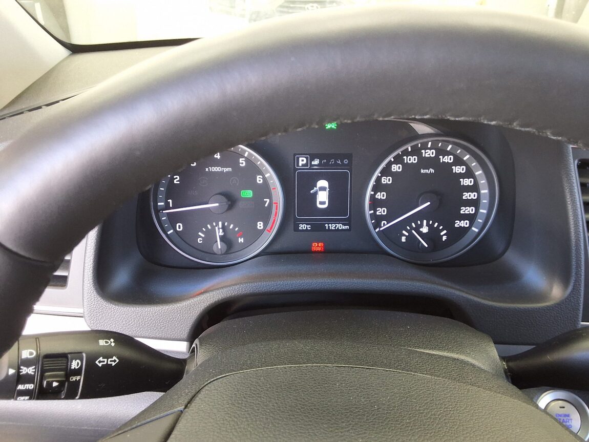 HYUNDAI AVANTE AD 1.6 GDi MODERN 2017 - zdjęcie 9
