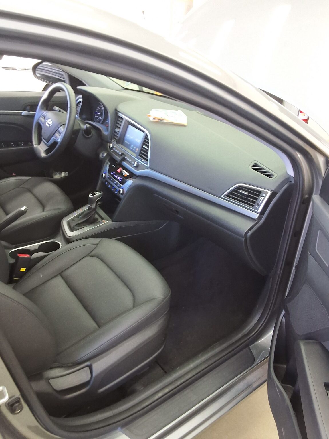 HYUNDAI AVANTE AD 1.6 GDi MODERN 2017 - zdjęcie 14