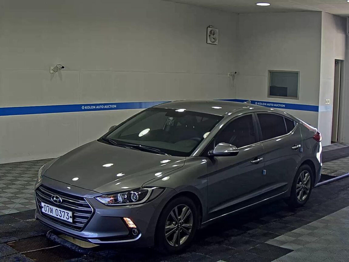HYUNDAI AVANTE AD 1.6 GDi MODERN 2017 - zdjęcie 2