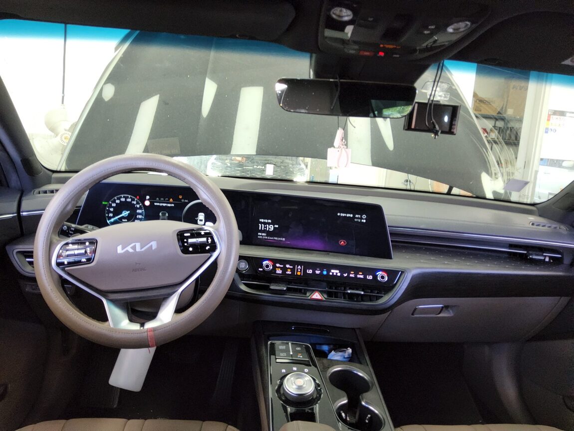 KIA K8 HYBRID HEV NOBLESSE 2023 - zdjęcie 11