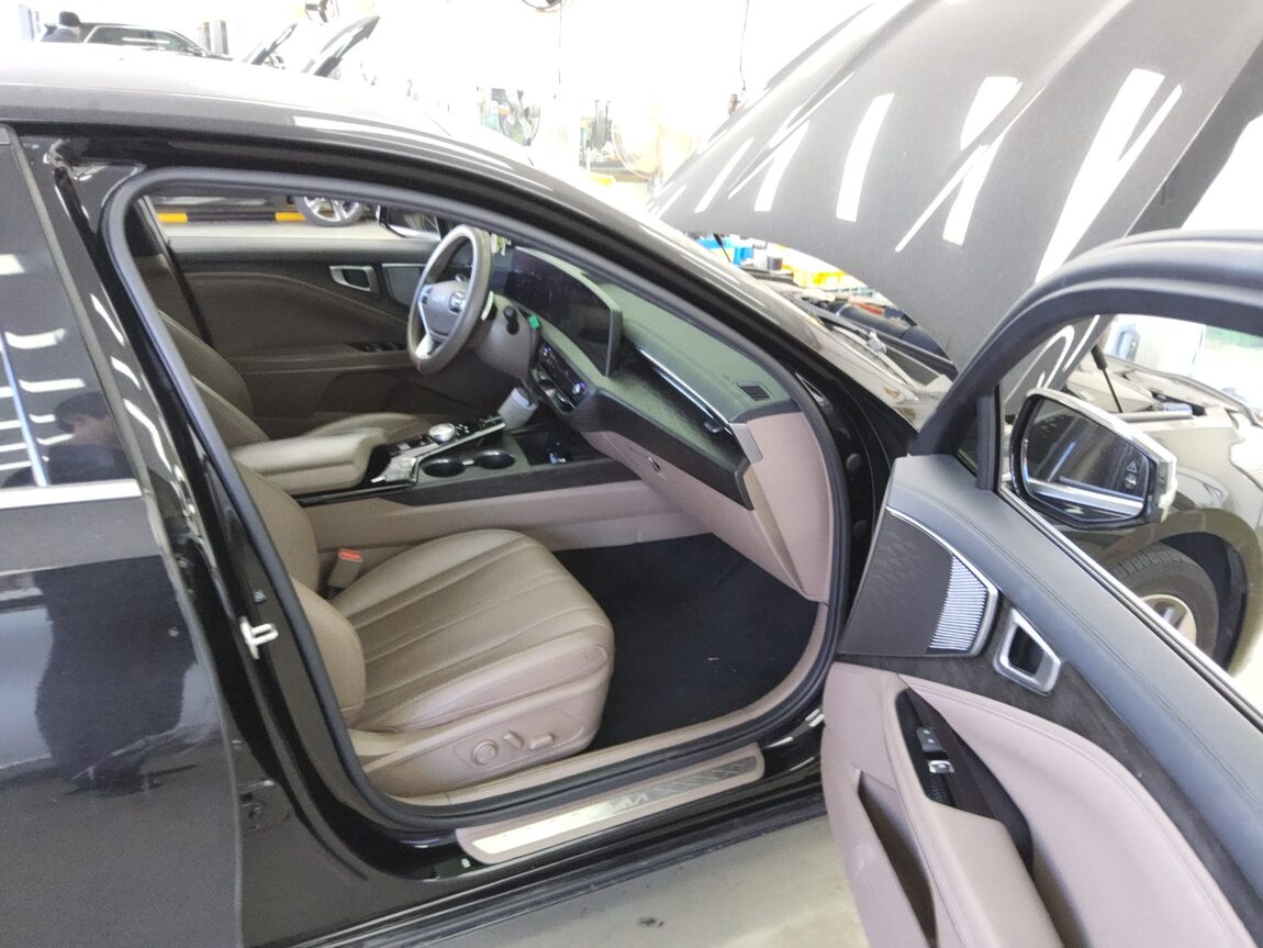 KIA K8 HYBRID HEV NOBLESSE 2023 - zdjęcie 14