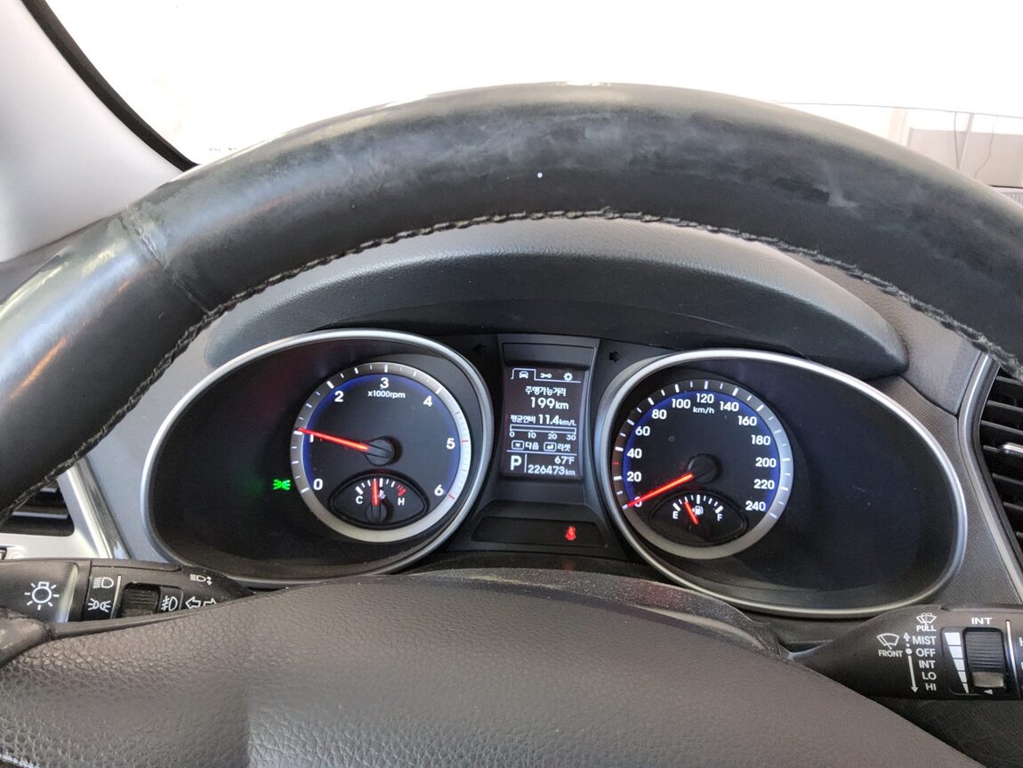 HYUNDAI SANTA FE (DM) DIESEL R2.0 4WD PREMIUM 2015 - zdjęcie 9