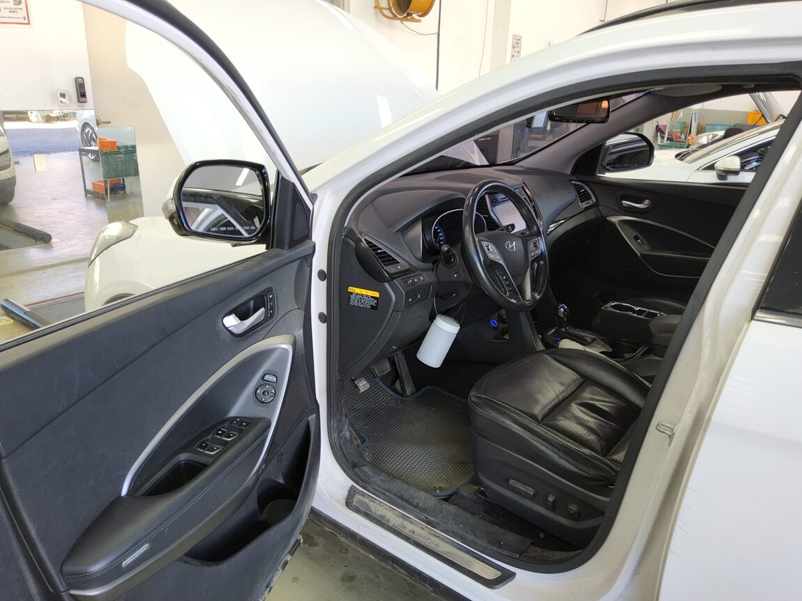 HYUNDAI SANTA FE (DM) DIESEL R2.0 4WD PREMIUM 2015 - zdjęcie 10