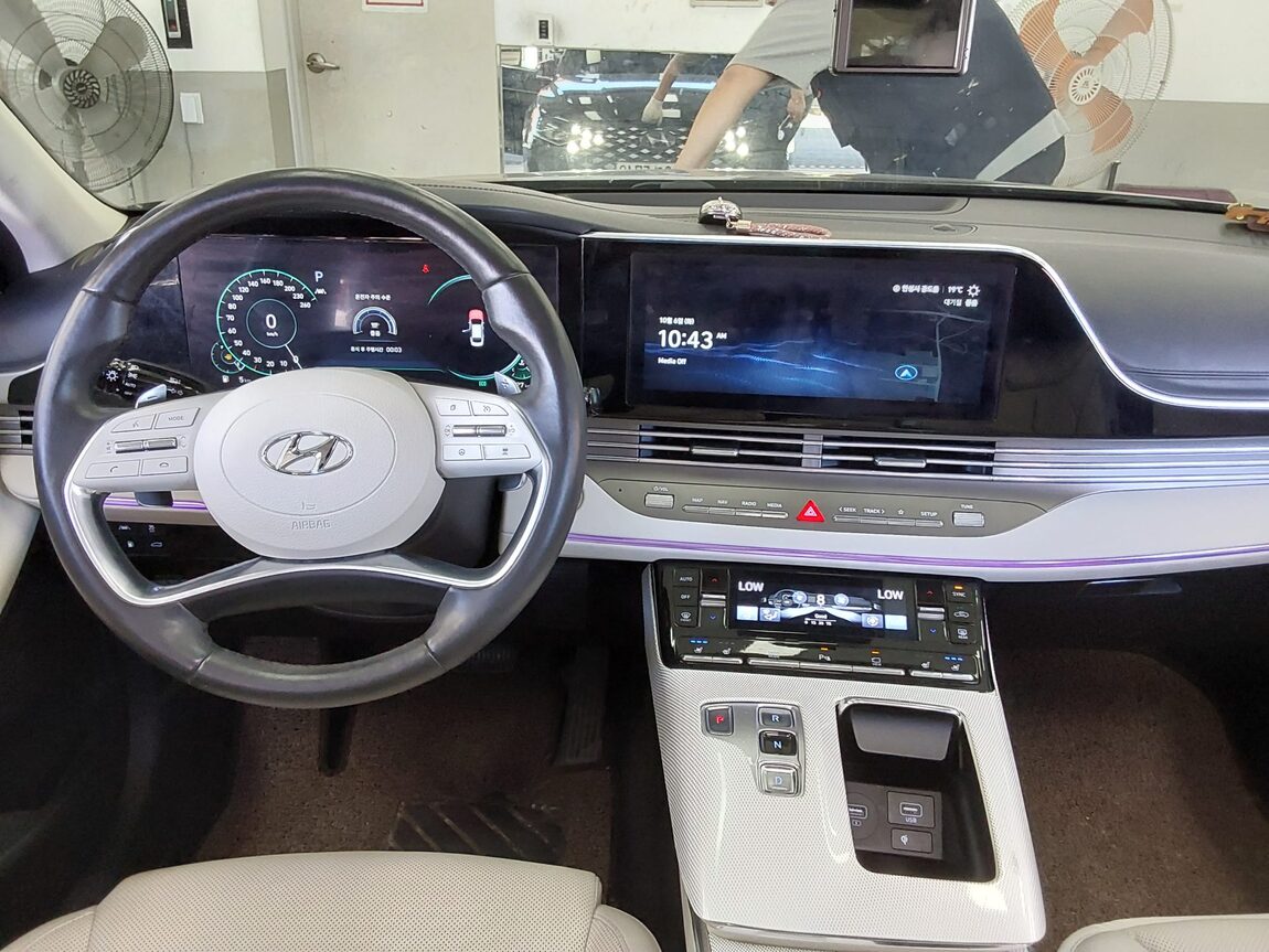 HYUNDAI THE NEW GRANDEUR IG GASOLINE 2.5 LE BLANC 2022 - zdjęcie 11