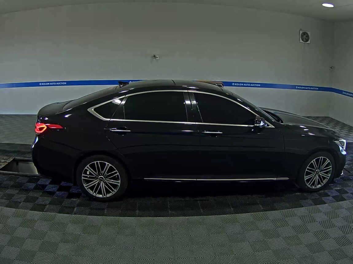 GENESIS G80 2.2 D LUXURY 2018 - zdjęcie 4