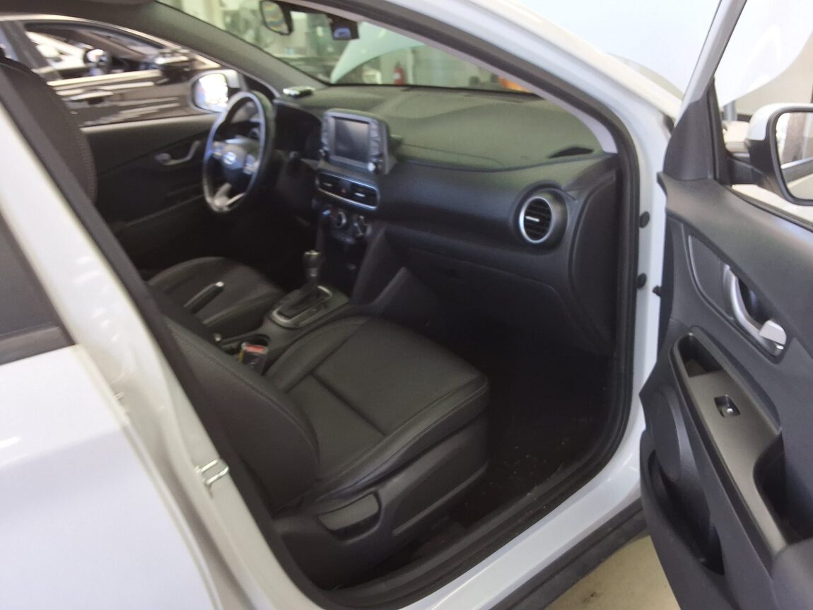 HYUNDAI KONA 1.6 DIESEL 2WD MODERN CHOICE 2020 - zdjęcie 14