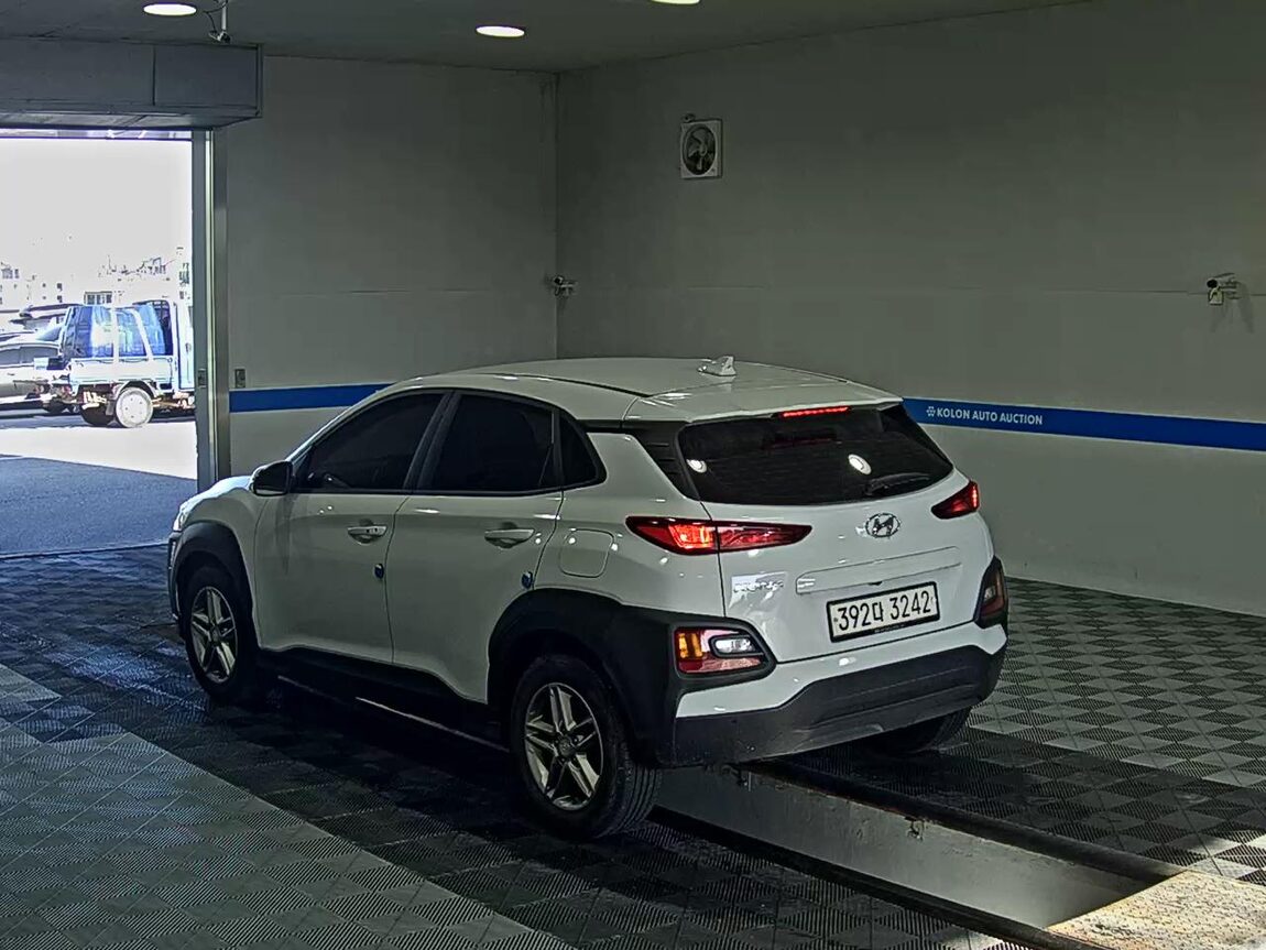 HYUNDAI KONA 1.6 DIESEL 2WD MODERN CHOICE 2020 - zdjęcie 6
