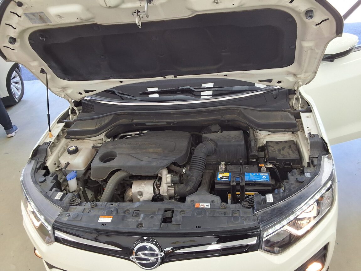 KG MOBILITY (SSANGYONG) VERY NEW TIVOLI 1.5 GASOLINE 2WD V3 2021 - zdjęcie 19
