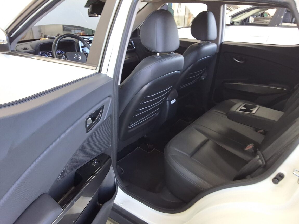 KG MOBILITY (SSANGYONG) VERY NEW TIVOLI 1.5 GASOLINE 2WD V3 2021 - zdjęcie 12