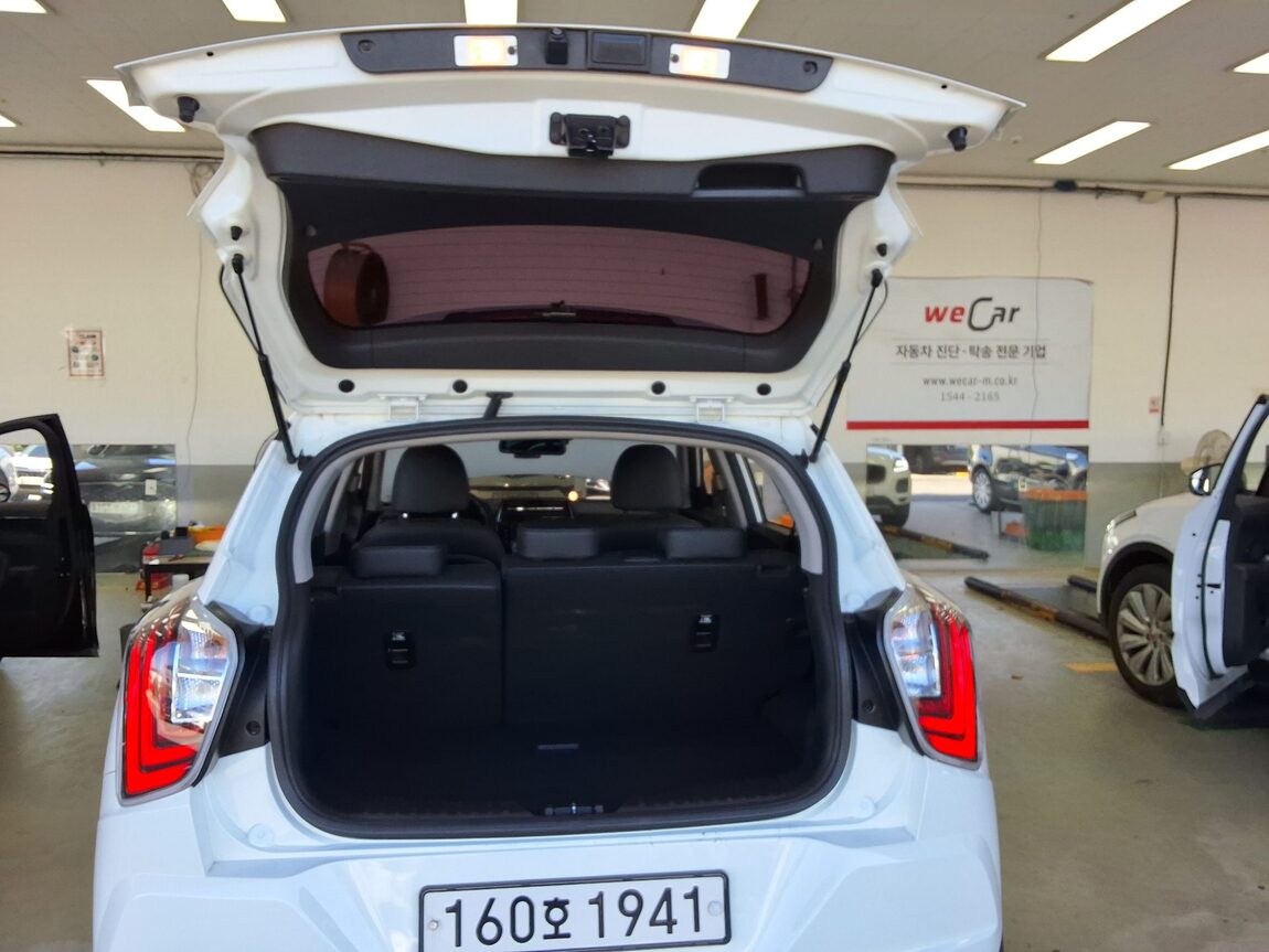 KG MOBILITY (SSANGYONG) VERY NEW TIVOLI 1.5 GASOLINE 2WD V3 2021 - zdjęcie 15