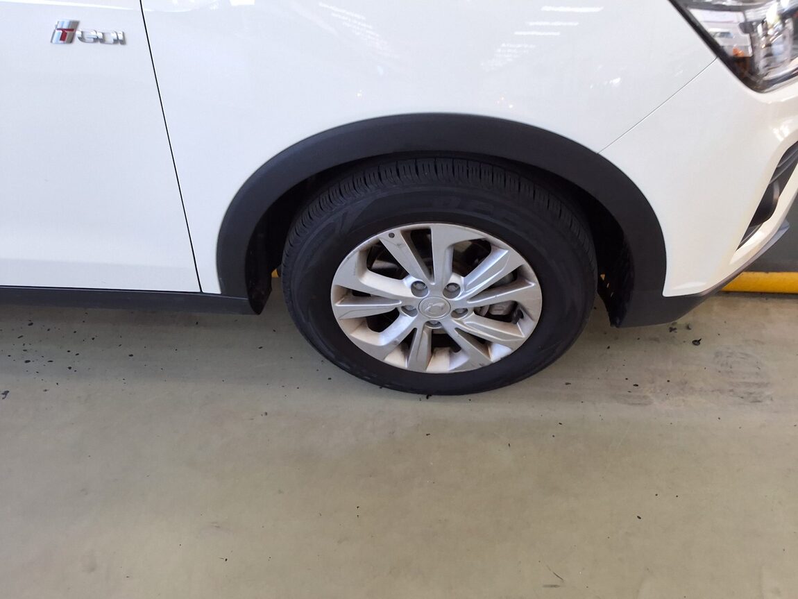 KG MOBILITY (SSANGYONG) VERY NEW TIVOLI 1.5 GASOLINE 2WD V3 2021 - zdjęcie 23