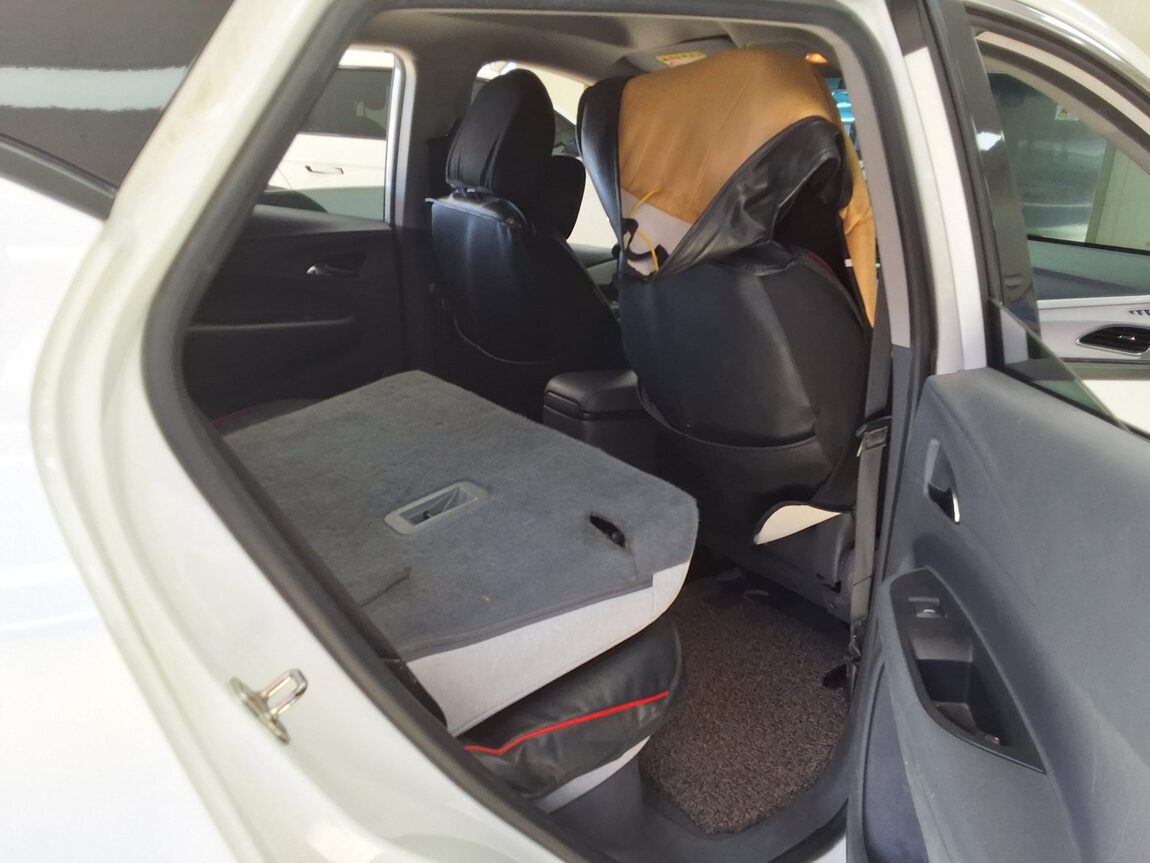CHEVROLET (DAEWOO) BOLT EV 2WD LT 2018 - zdjęcie 14