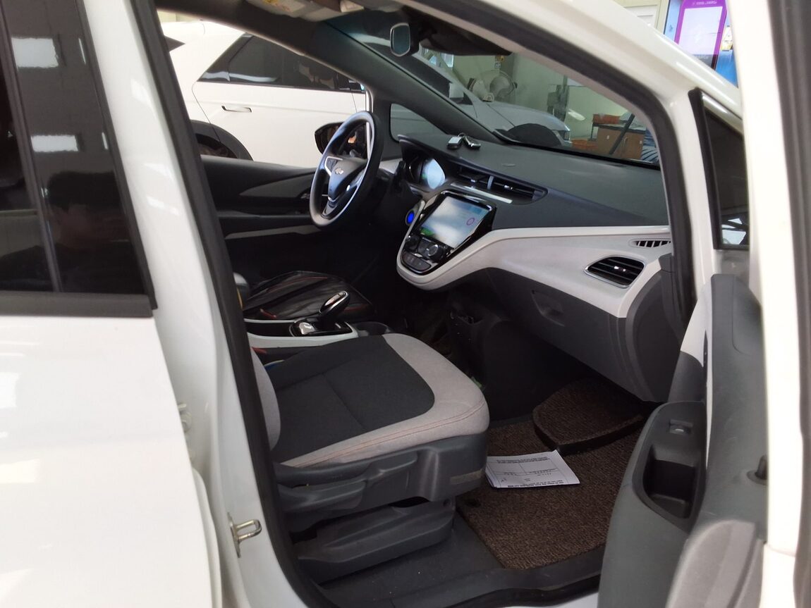 CHEVROLET (DAEWOO) BOLT EV 2WD LT 2018 - zdjęcie 15