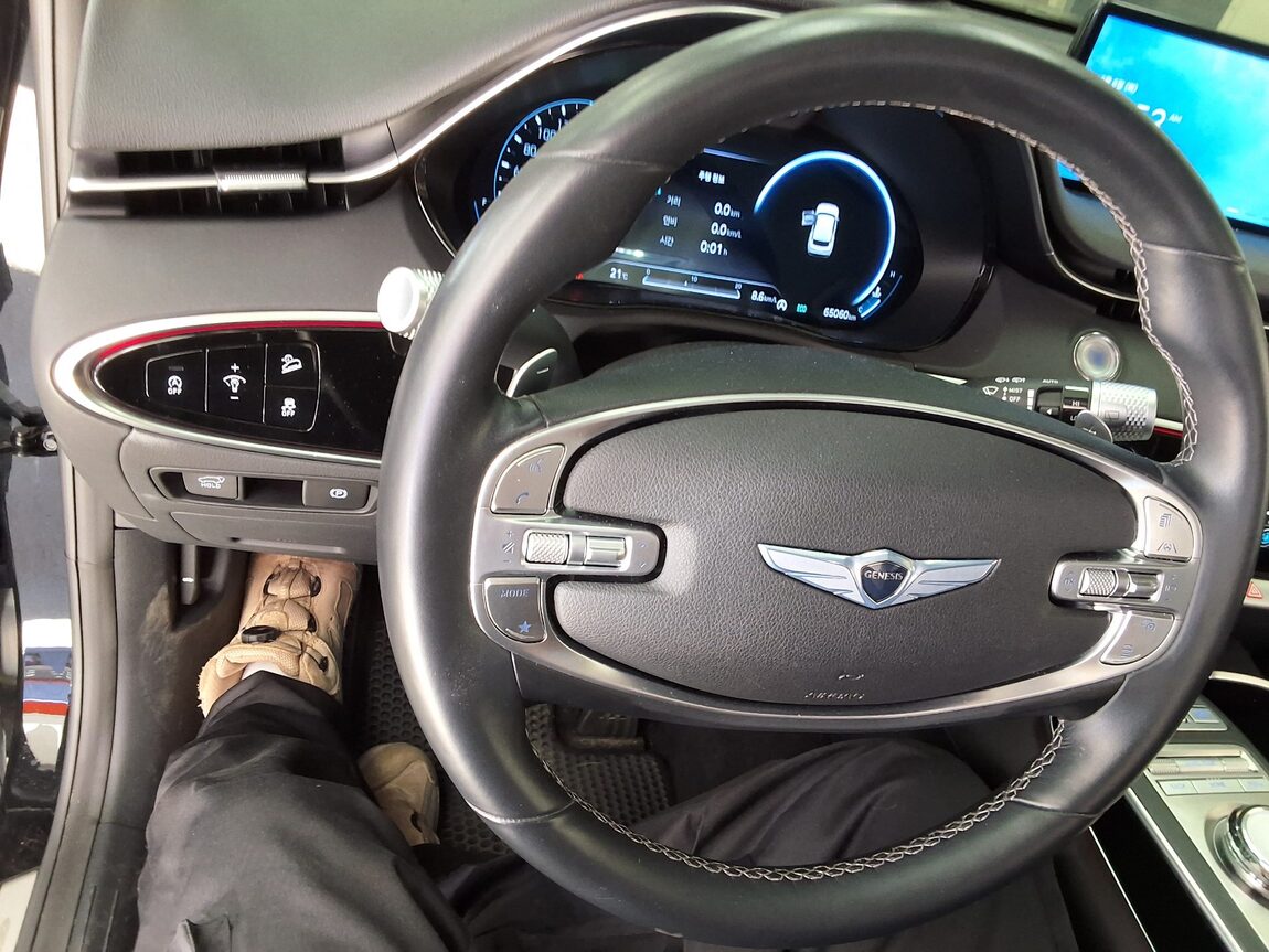 GENESIS GV70 2.5T AWD BASE MODEL 2021 - zdjęcie 23