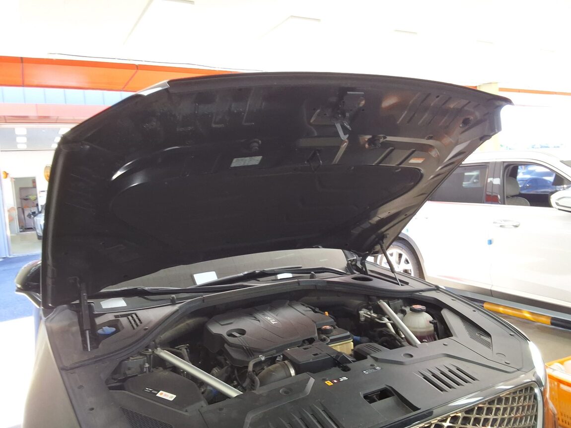 GENESIS GV70 2.5T AWD BASE MODEL 2021 - zdjęcie 18