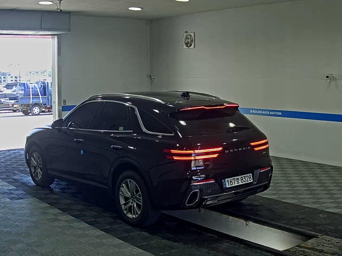 GENESIS GV70 2.5T AWD BASE MODEL 2021 - zdjęcie 6
