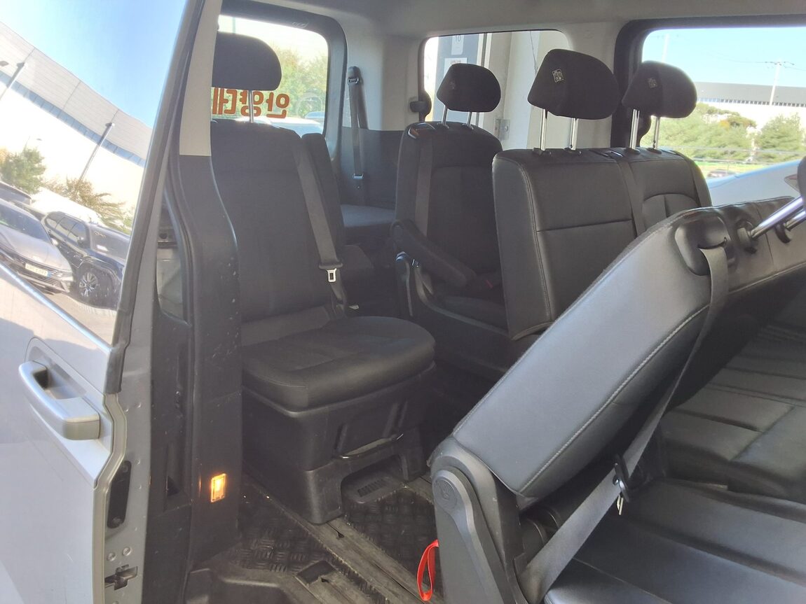 HYUNDAI STARIA 2.2 DIESEL TOURER 11-SEATER 2WD SMART 2022 - zdjęcie 13