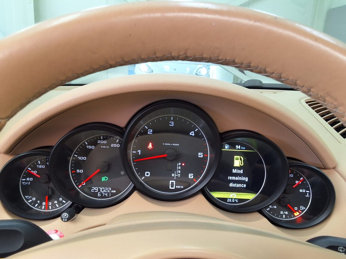 PORSCHE CAYENNE (2ND GEN) DIESEL 3.0 2014 - zdjęcie 10